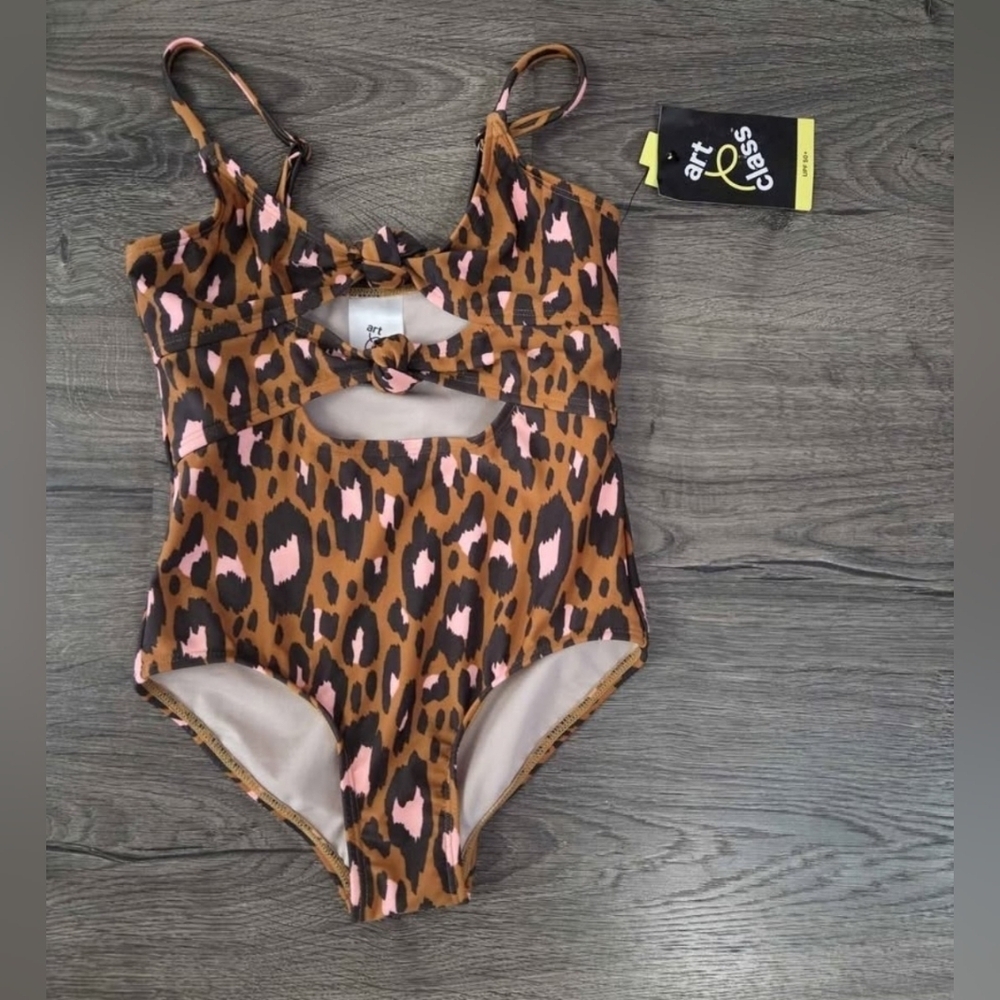 Girls pink leopard print swimsuit size 6/7 NWT